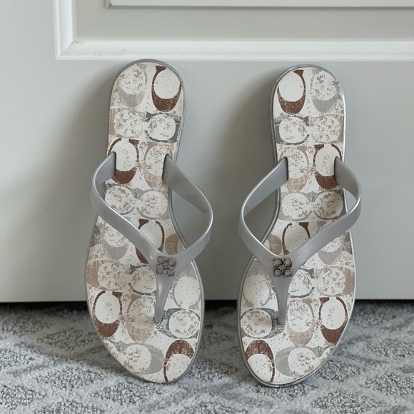 Coach Rubber Flip Flops - Picture 2 of 5